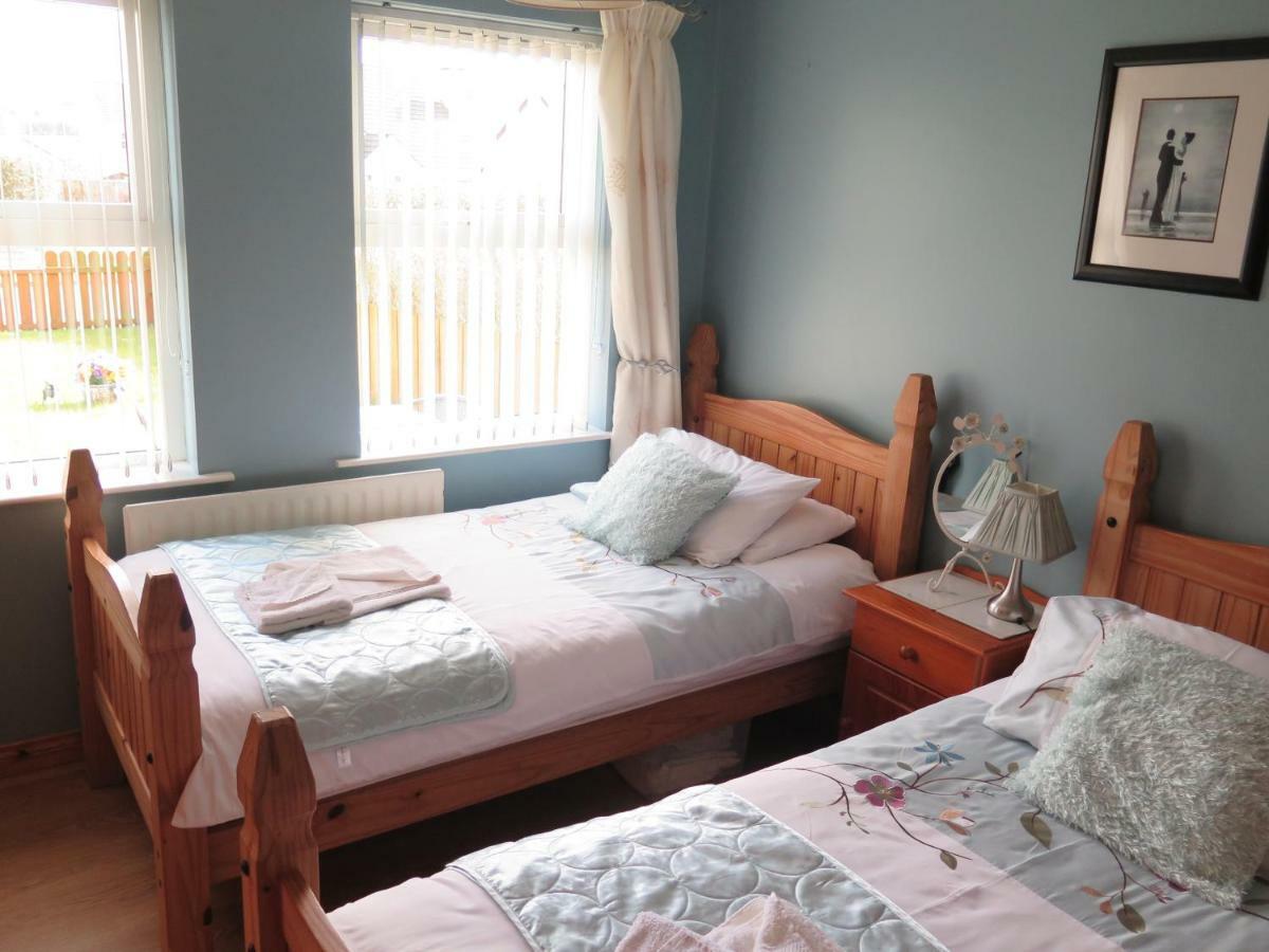 Glen Haven Bed And Breakfast Ballycastle Exterior foto
